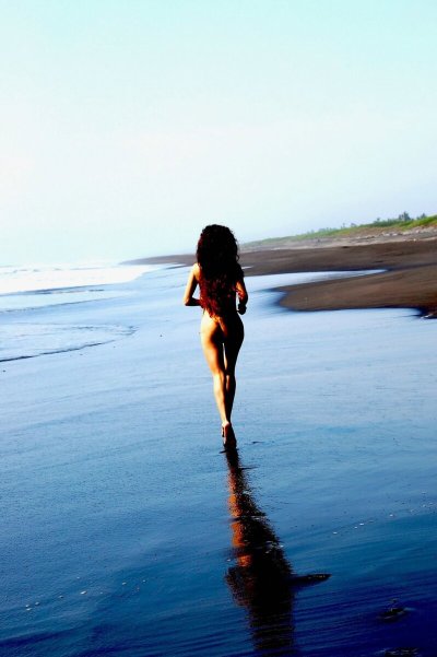 Искусная поэзия стройной красавицы