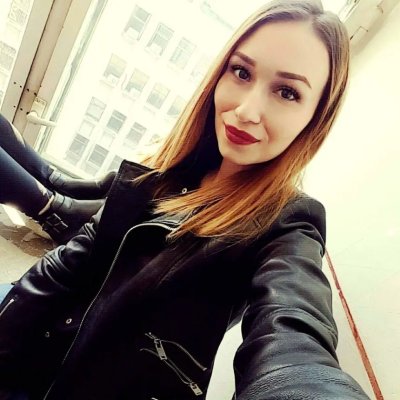 Влажная пилотка и упругая пошлая попка