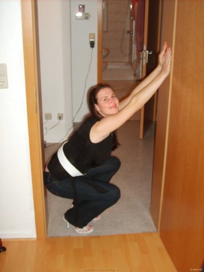 Чувак трахает свою девушку до потери пульса