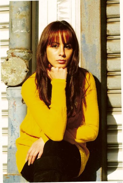 Милашка с отличной попкой обожает групповой секс