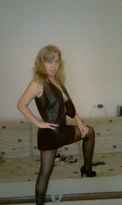 Погружаемся в мир эротики: переодевание в кожу - страсть и удовольствие!