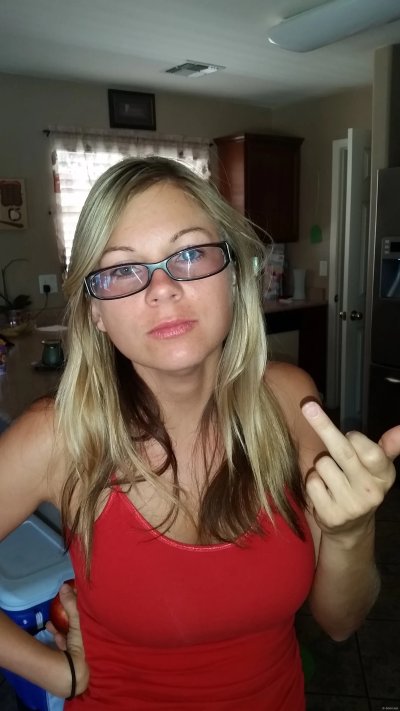 Обворожительная оральщица в действии!