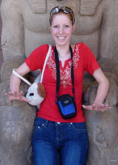 Стройная и высокая красавица, готовая поразить тебя!