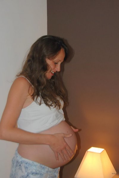 В ожидании: супруга без одежды.