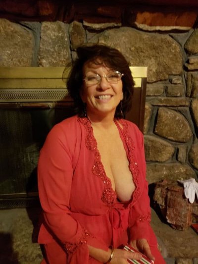 Праздничный минет опытной дамы