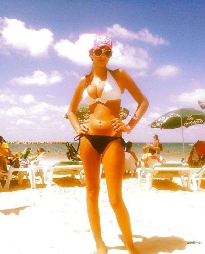 Сочная красотка с обворожительным бюстом - горячее предложение!