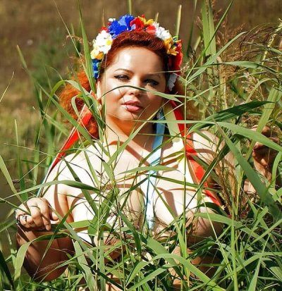 Пышные груди красоток