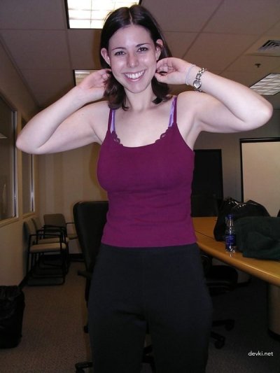 Шлюха после вечеринки отдалась боссу