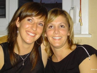 Оргия в уютной обстановке: домашний секс в большой компании