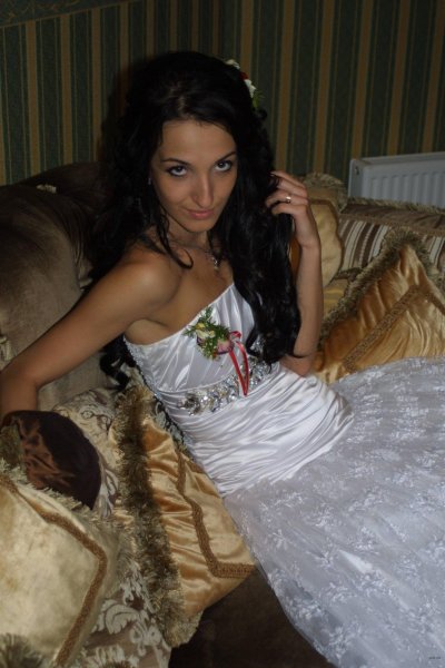 Интимные снимки юной армянской супруги: секретные фото взрослой дамы