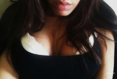 Отличная красотка в чулках - новый эротический сайт!