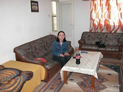 Зрелая пышка мастурбирует бананом — горячее зрелище!