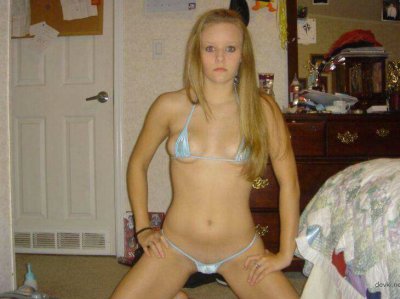 Сексапильная белокурая красотка - главная звезда!