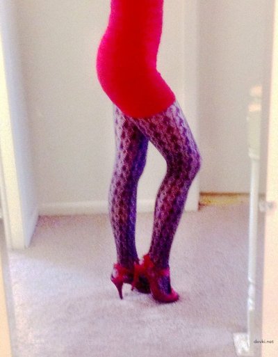 Огненная красотка в красивом наряде - страстное шоу!