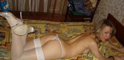 Марина обожает парней и девчонок - её страсть без границ