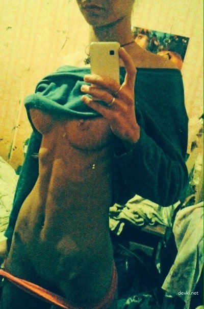 Развратные красотки из соцсетей - взрослый контент