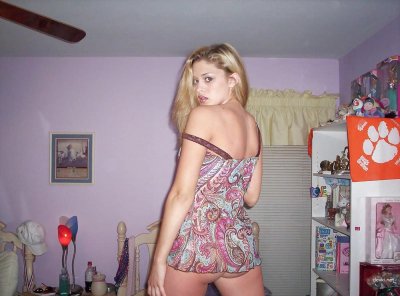 Красотка с огромными сосками ждет тебя!