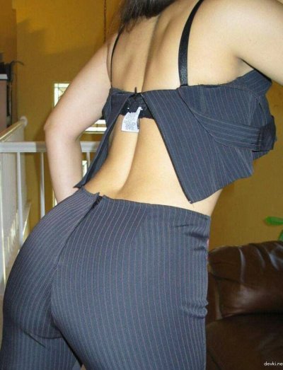 Опытная дама в чулках: горячее видео для взрослых 18+