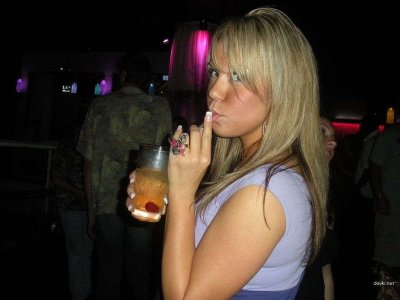 Неповторимый опыт: Непредсказуемый секс с веселой пьяной красоткой!