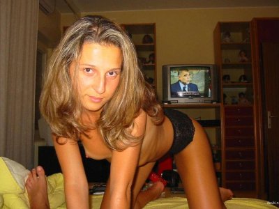 Интим с солнечной красоткой: горячая блондинка для тебя