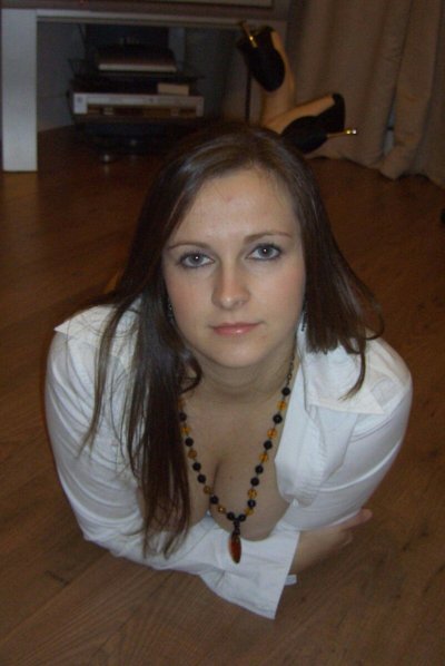 Пытается освоить искусство оральных наслаждений!