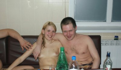 Развратница в бане: откровенные забавы для взрослых