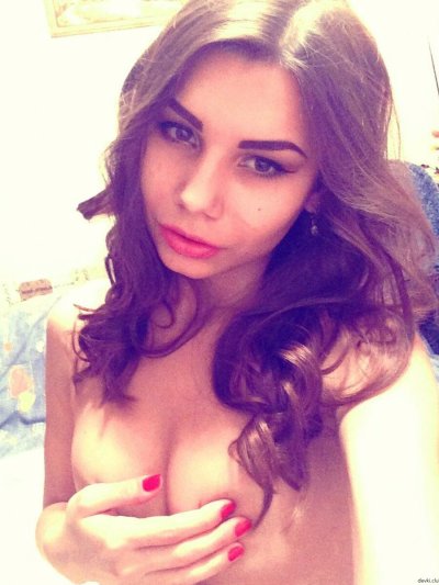 Пикантные снимки страстной красотки - ударно!