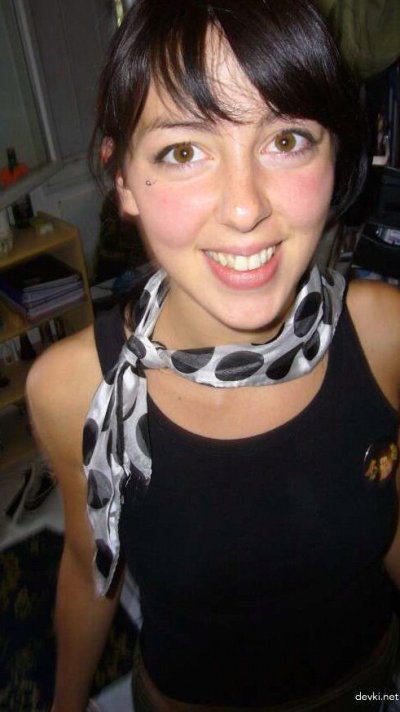 Интимные моменты с обворожительной брюнеткой без одежды