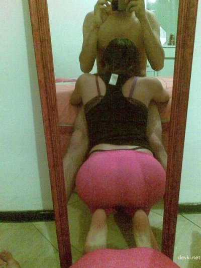 Обслужил шмару своим стояком, позволил порноактрисе отсосать