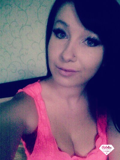 Интимные снимки с гаджета в ремонте