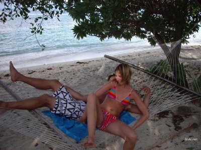 Опрыскал подружку спермой в лицо, побалуй ее подольше