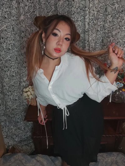 Жаждущая дама в чулках жаждет твоего твердого дружка