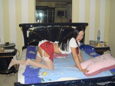 Классная девушка предлагает свои услуги