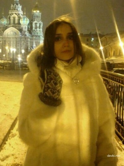 Тёлка с классными сиськами пробилась в модели — фото