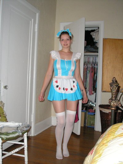 Обнаженная дамочка в конче