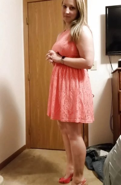 Мария делает горячие фотки для взрослых.