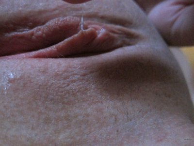 Моя обнаженная подруга - огонь в постели!