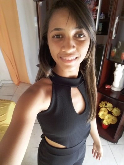 Интимные фото: откровенная красота бразильской девушки на каждой картинке