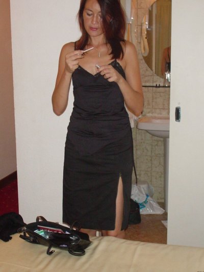 Горячая девушка трахается как богиня - 18+