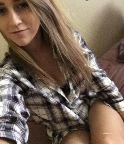 Фитнеска с огромными дойками - горячий контент!