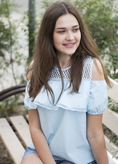 Интимные снимки смелой красотки и ее возбуждающей промежности