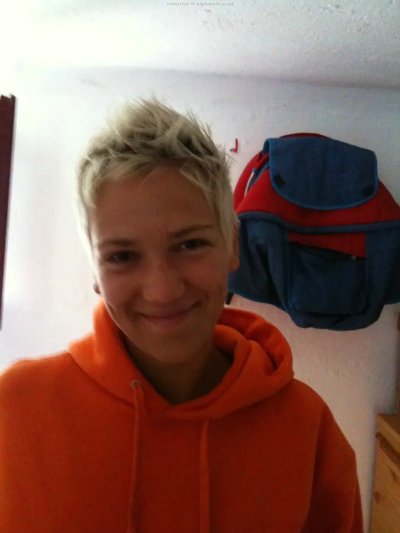 Запретные утехи: интимные снимки очаровательной леди