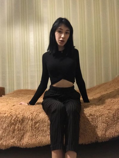 Пикантные снимки моей бывшей подруги: откровенные фото в белье