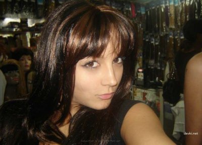 Привлекательная милашка ищет приключения.