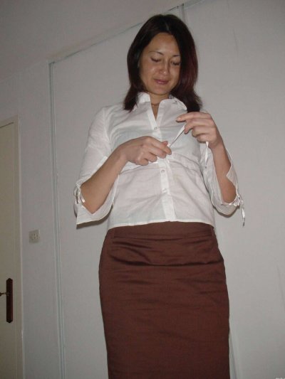 Домашнее видео опытной милфы: жаркие кадры с грудастой красоткой