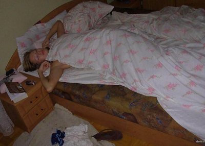 Порно с красивой спящей подружкой: самые откровенные видео!