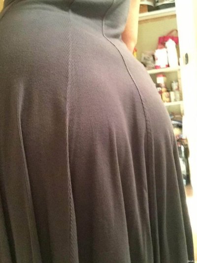 Дрочит пальчиками и секс-игрушкой - ненормативный заголовок для сайта порно