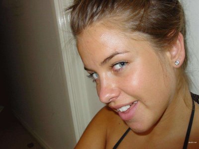 Соблазнительные снимки юной красотки: горячие фото для взрослых