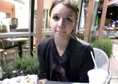 Села на мощный вибратор и почувствовала кайф на полную катушку!