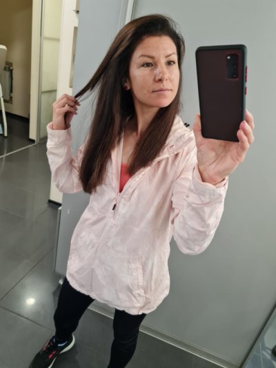 Горячие фото сексуальной девушки с маленькой грудью - соблазнительное шоу!